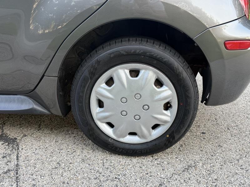 Scion xA Hatchback 2005