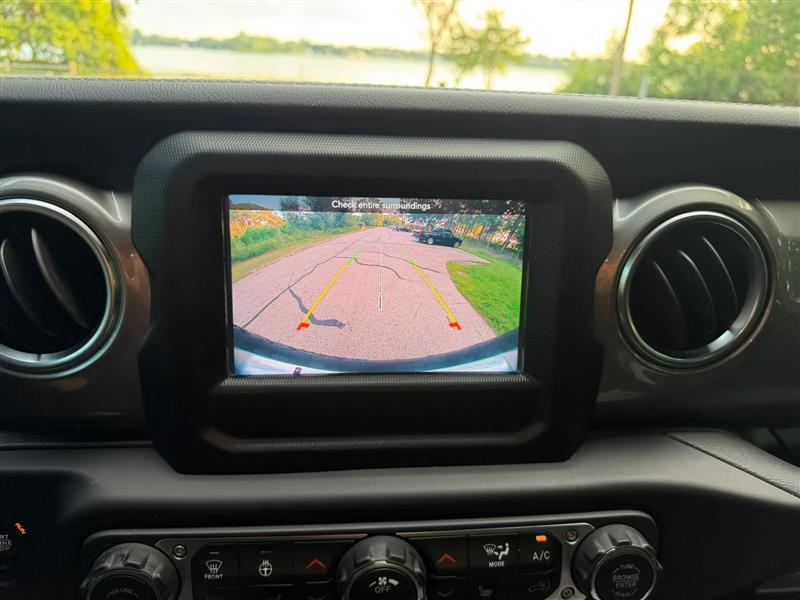 Jeep Wrangler Unlimited Sahara 2021