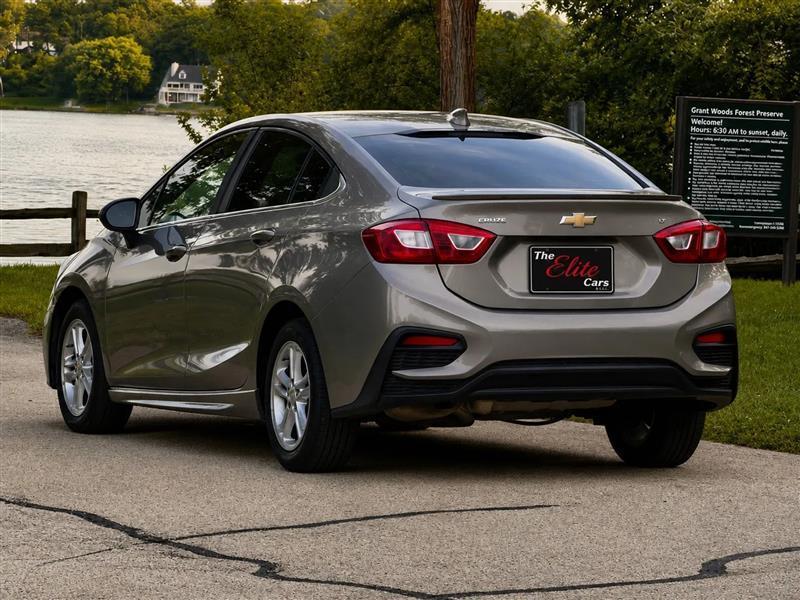 Chevrolet Cruze LT Auto 2017