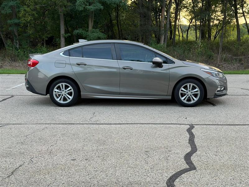 Chevrolet Cruze LT Auto 2017