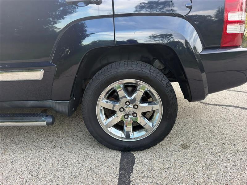 Jeep Liberty Limited 4WD 2011