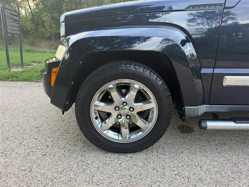 Jeep Liberty Limited 4WD 2011
