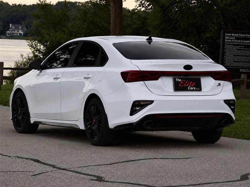 Kia Forte GT 7A 2021