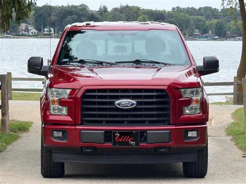 Ford F-150 XLT SuperCrew 5.5-ft. Bed 4WD 2017