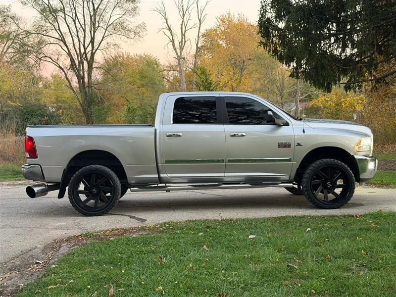 RAM 2500 SLT Crew Cab SWB 4WD 2012