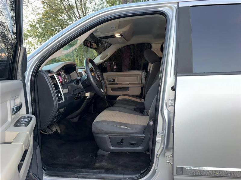 RAM 2500 SLT Crew Cab SWB 4WD 2012