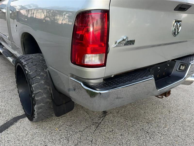 RAM 2500 SLT Crew Cab SWB 4WD 2012