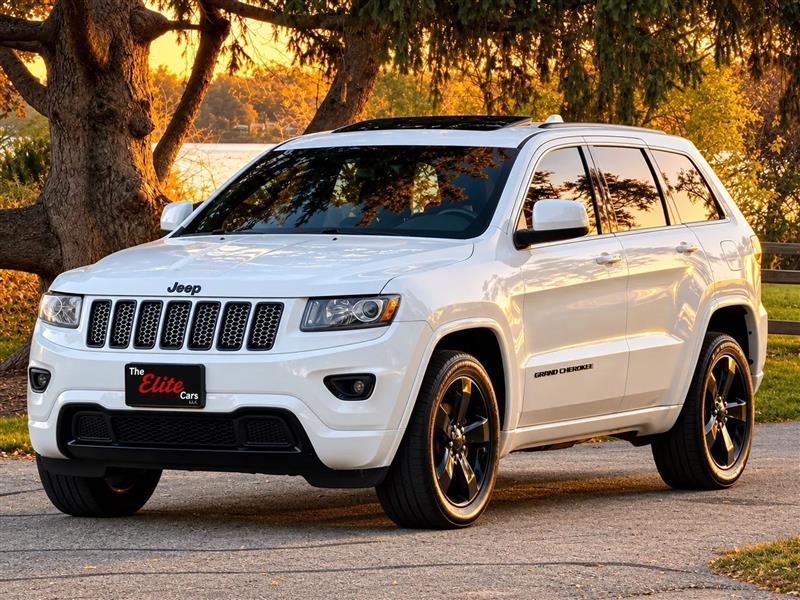 Jeep Grand Cherokee Laredo 4WD 2015