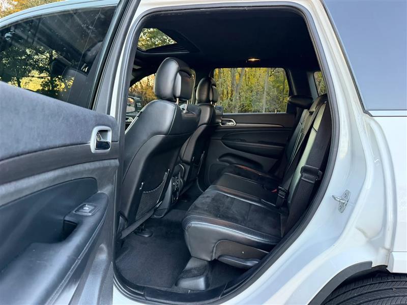 Jeep Grand Cherokee Laredo 4WD 2015