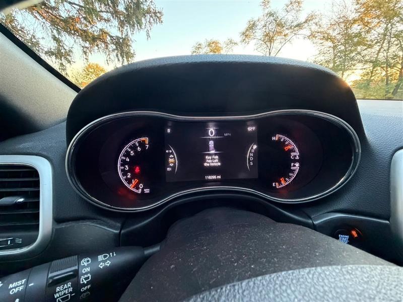 Jeep Grand Cherokee Laredo 4WD 2015
