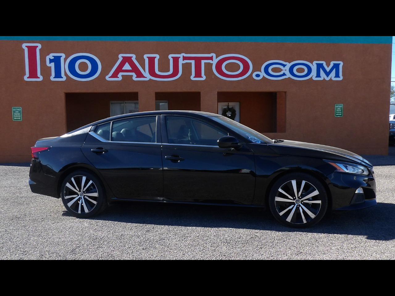 2021 Nissan Altima SR's photo