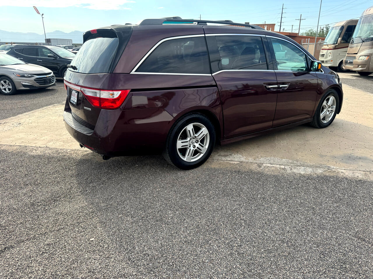 2013 Honda Odyssey Touring photo 5