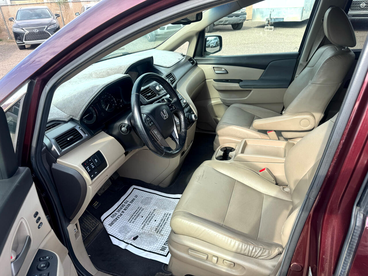 2013 Honda Odyssey Touring photo 8