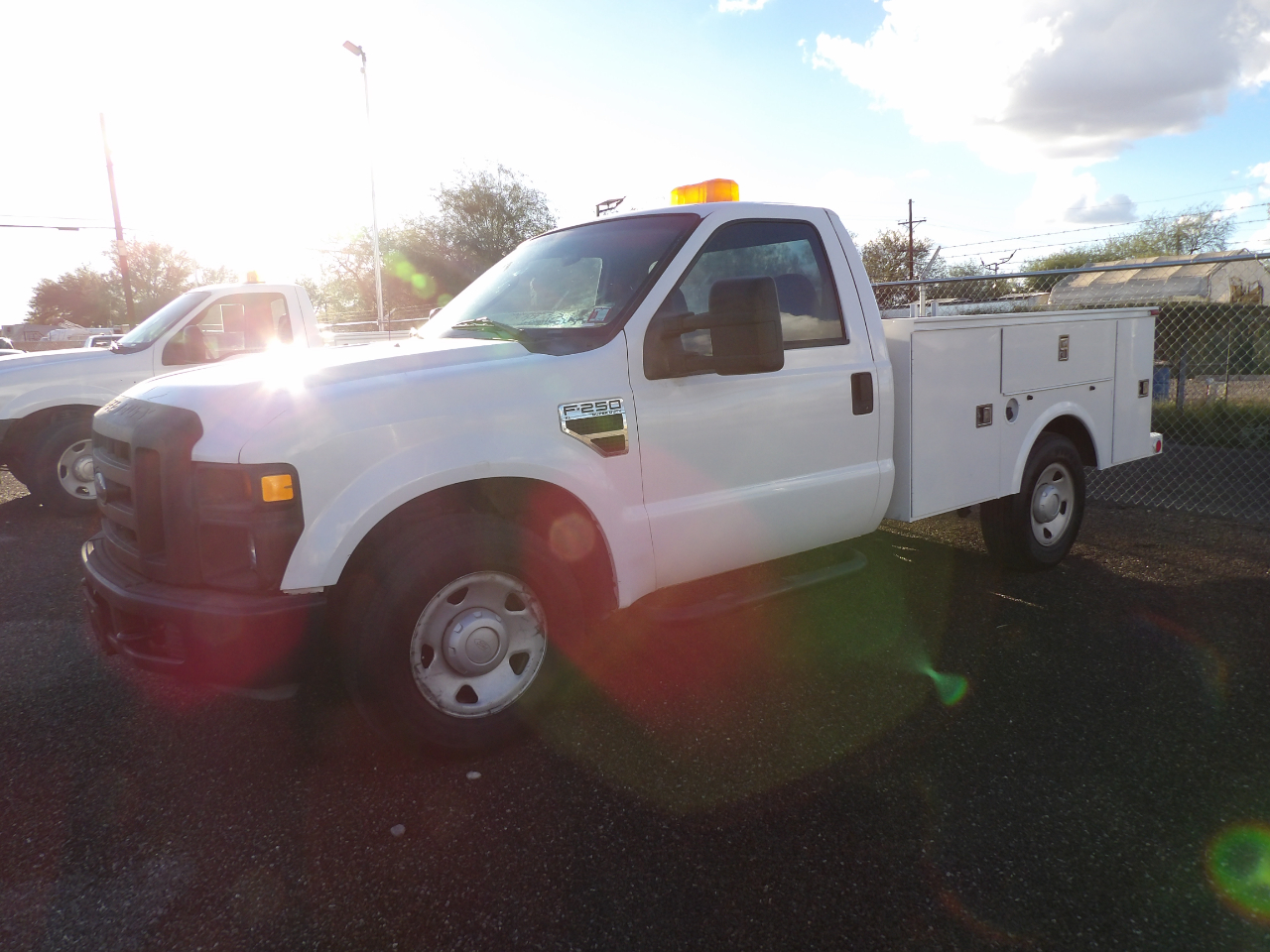 2008 Ford F-250 Super Duty XL's photo
