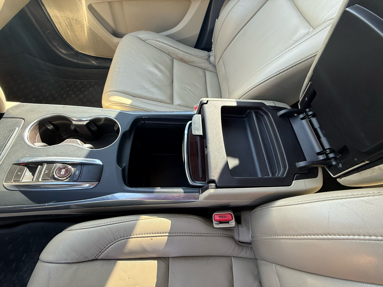 Acura MDX SH-AWD 9-Spd AT w/Tech Package 2016