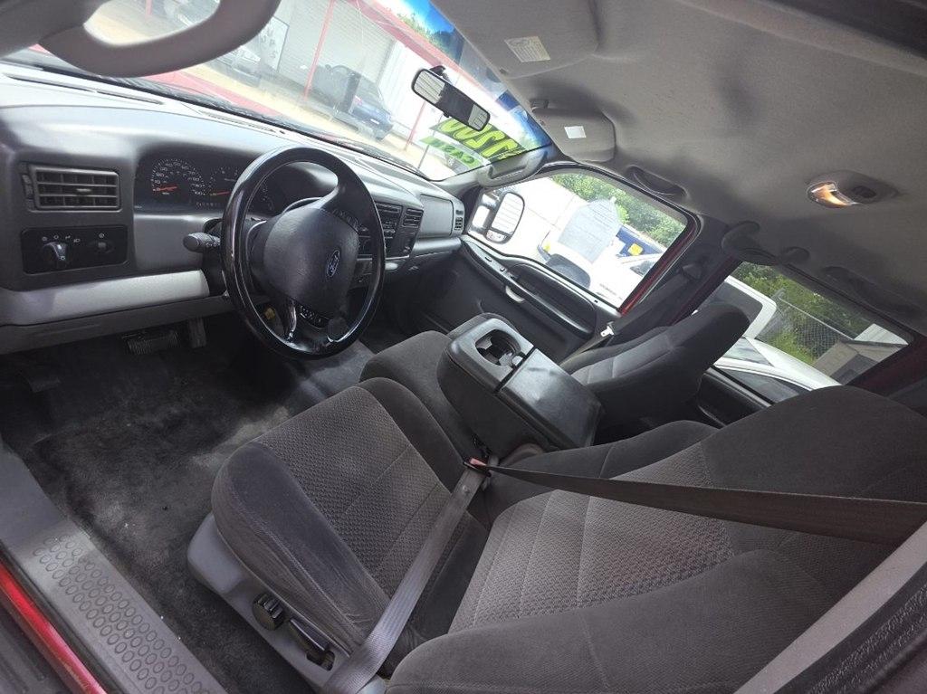 Ford F-250 SD XL Crew Cab 2WD 2003