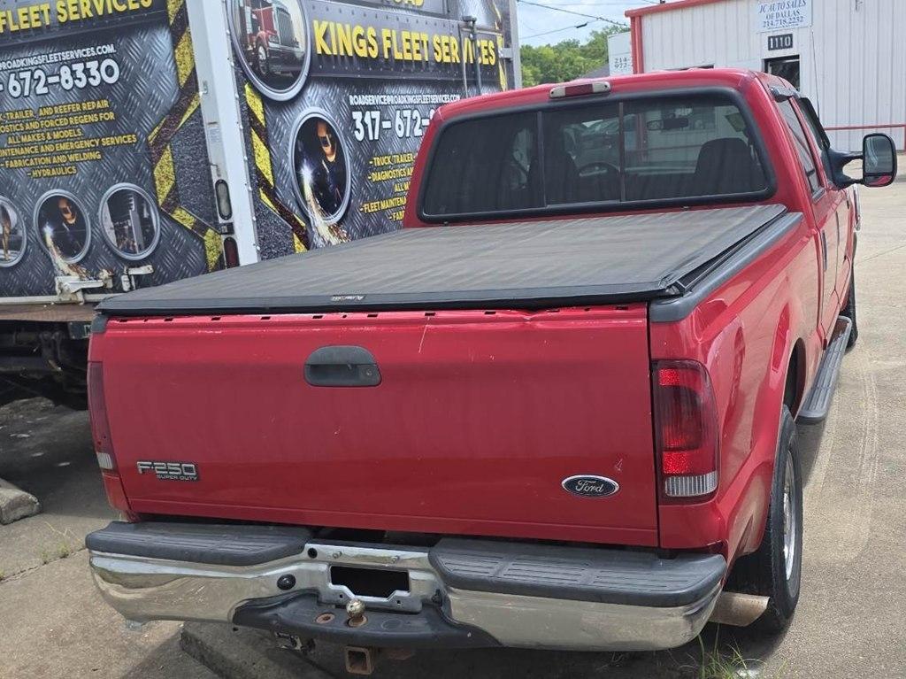 Ford F-250 SD XL Crew Cab 2WD 2003