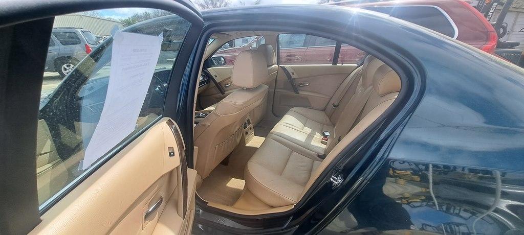 BMW 5-Series 525i 2004