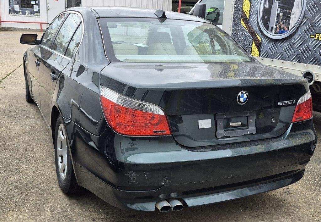 BMW 5-Series 525i 2004