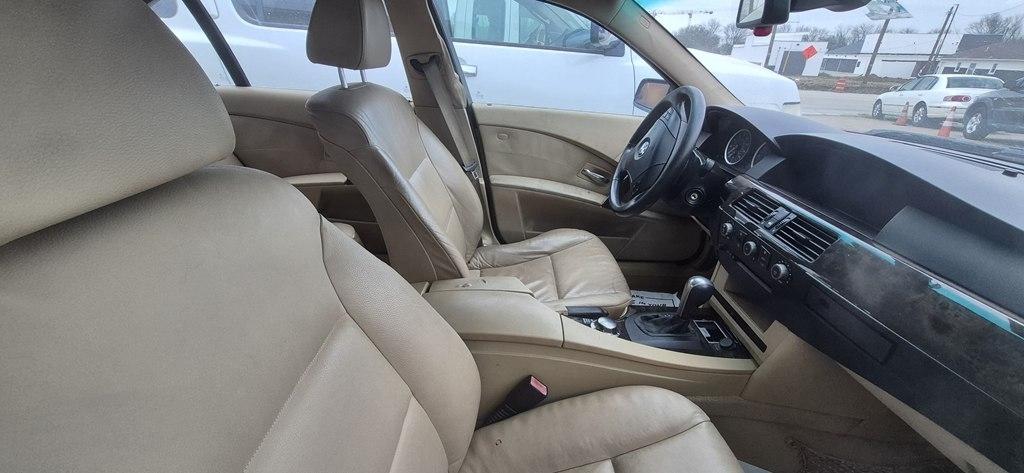BMW 5-Series 525i 2004