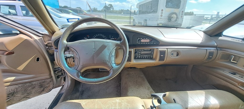 Oldsmobile Ninety Eight Regency Elite Series I 1995 Oldsmobile Ninety Eight Regency Elite Series I 1995