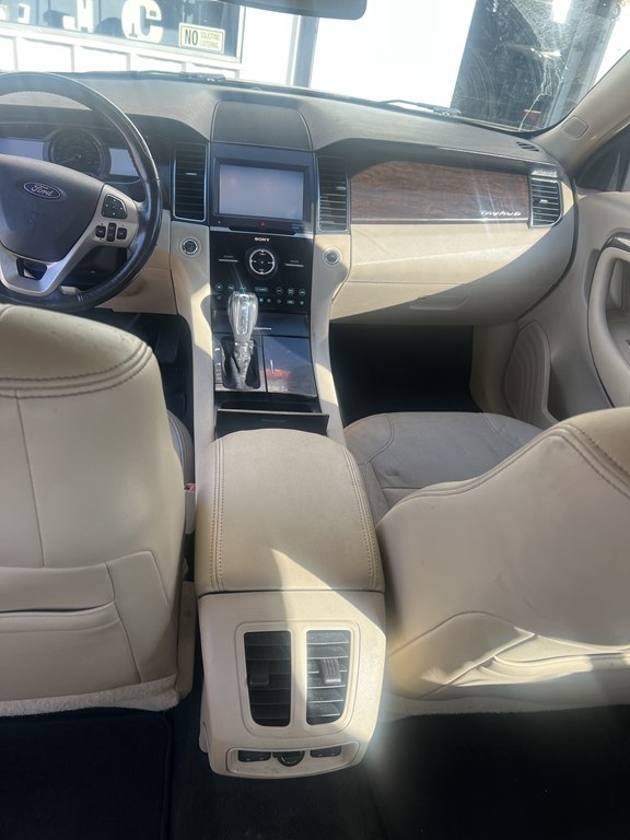 Ford Taurus Limited FWD 2013 Ford Taurus Limited FWD 2013