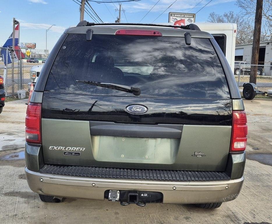 Ford Explorer Eddie Bauer 2WD 2002