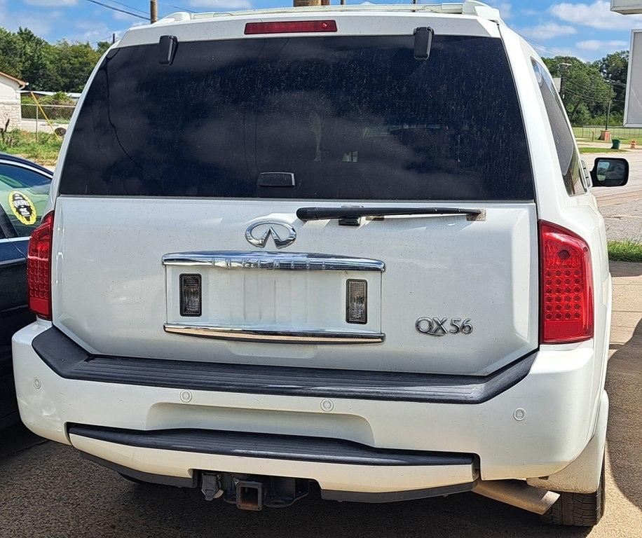 Infiniti QX56 RWD 2006