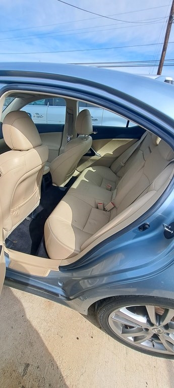 Lexus IS IS 250 6-Speed Manual 2008