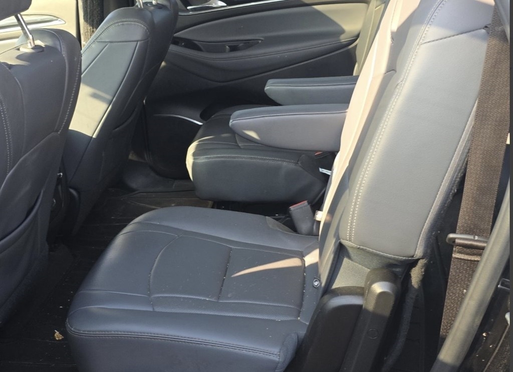 Buick Enclave Essence FWD 2019