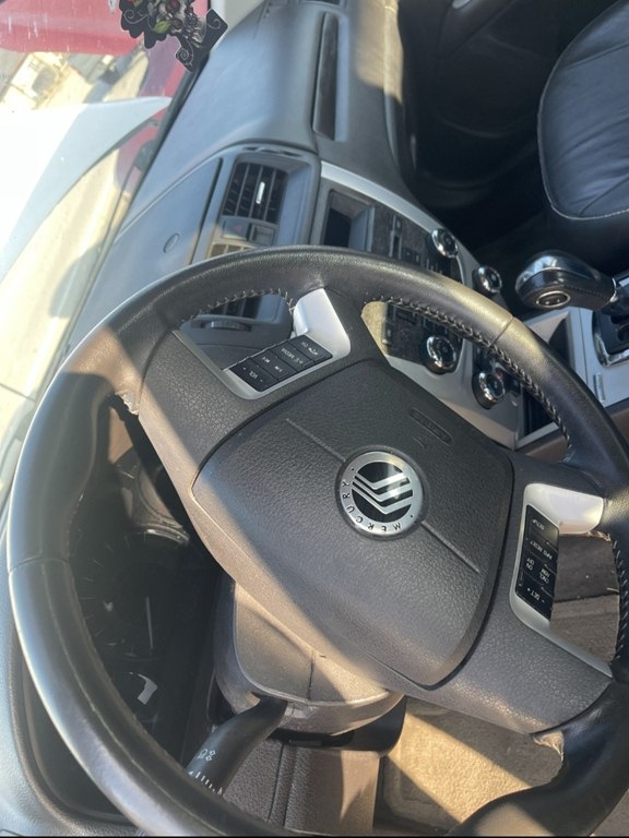 Mercury Milan V6 Premier 2011