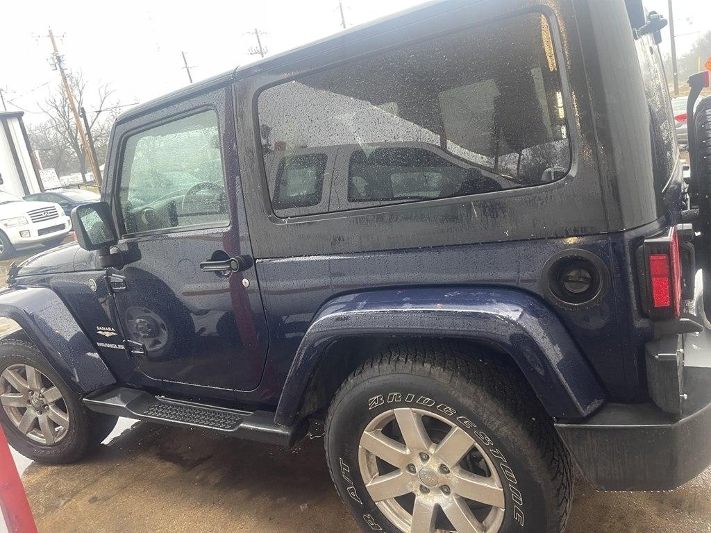 Jeep Wrangler Sahara 4WD 2013