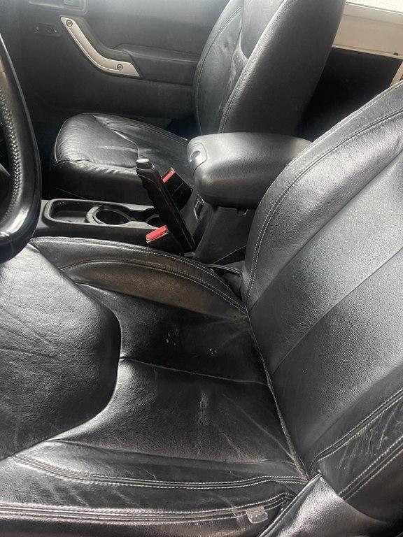 Jeep Wrangler Sahara 4WD 2013