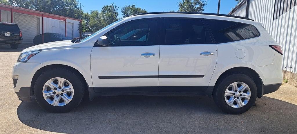 Chevrolet Traverse LS FWD w/PDC 2014