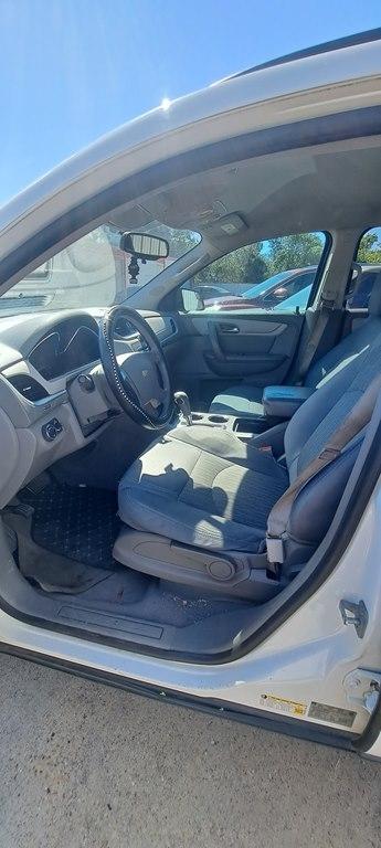 Chevrolet Traverse LS FWD w/PDC 2014