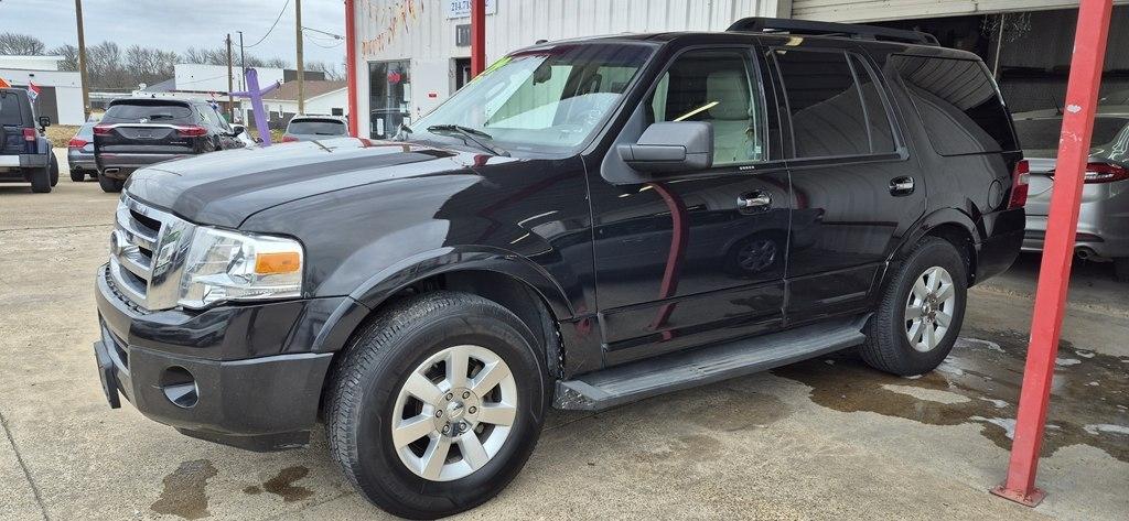 2010 Ford Expedition XLT 2WD