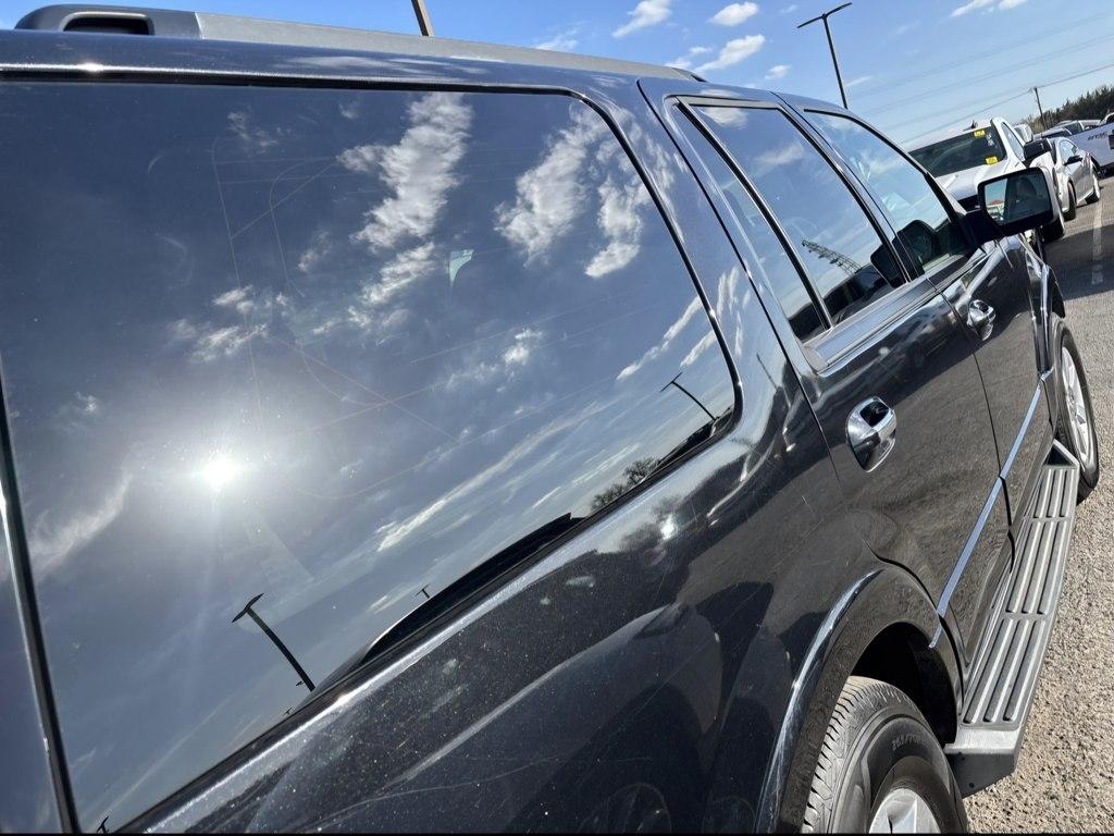 Ford Expedition XLT 2WD 2010