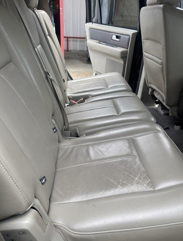 Ford Expedition XLT 2WD 2010