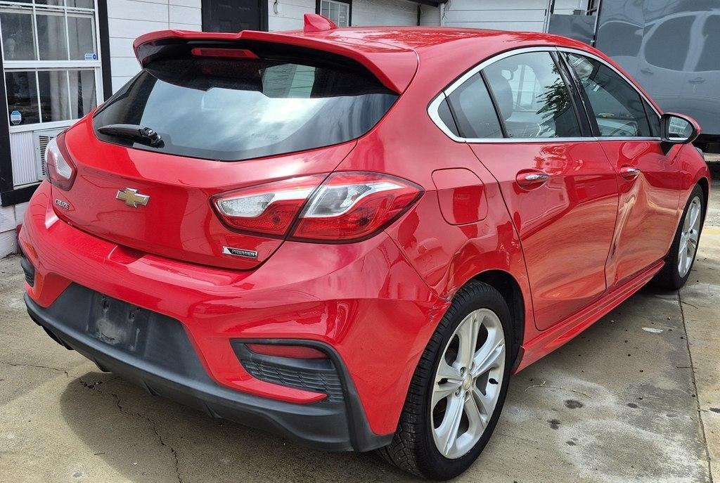Chevrolet Cruze Premier Hatchback 2017
