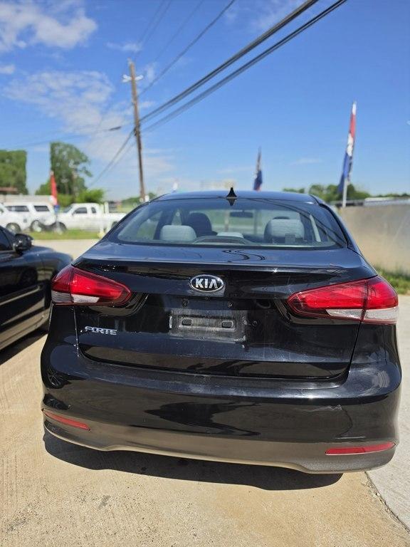 Kia Forte LX 6A 2017