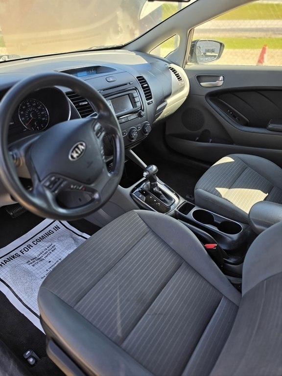 Kia Forte LX 6A 2017