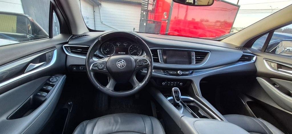 Buick Enclave Essence FWD 2019