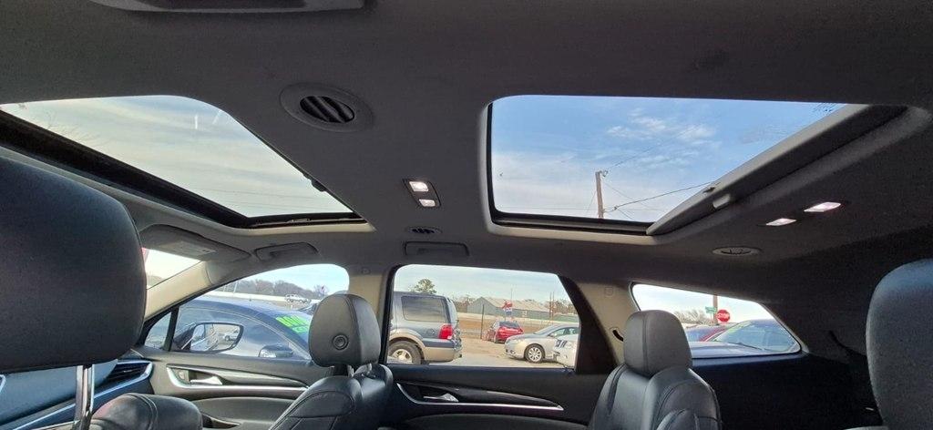 Buick Enclave Essence FWD 2019