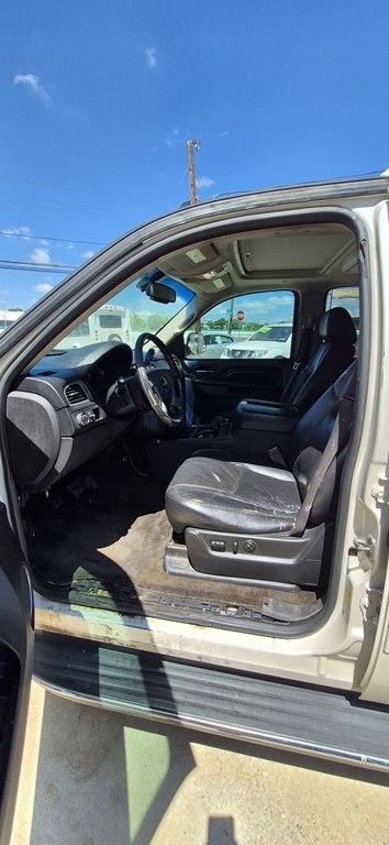 GMC Yukon Denali 2WD 2011