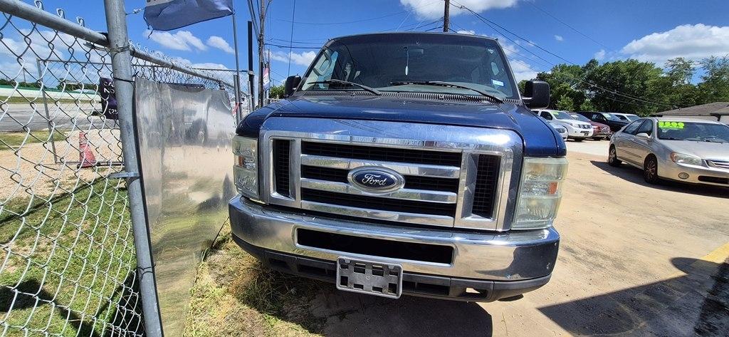 Ford Econoline E-350 XL Super Duty 2008