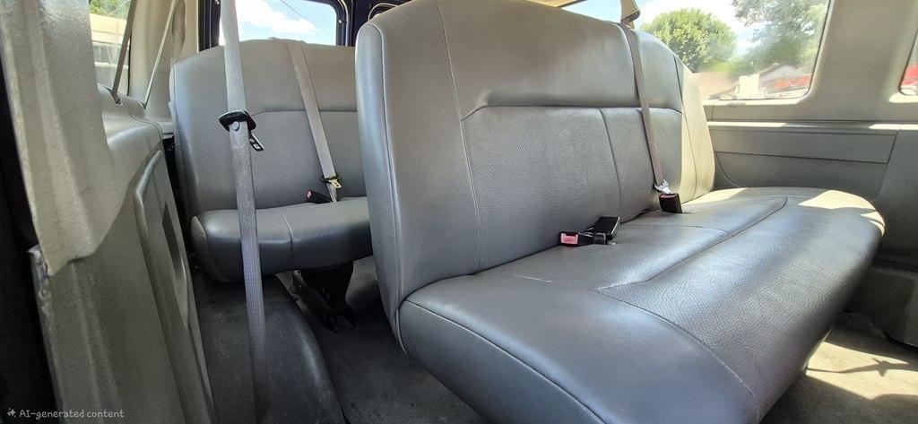 Ford Econoline E-350 XL Super Duty 2008