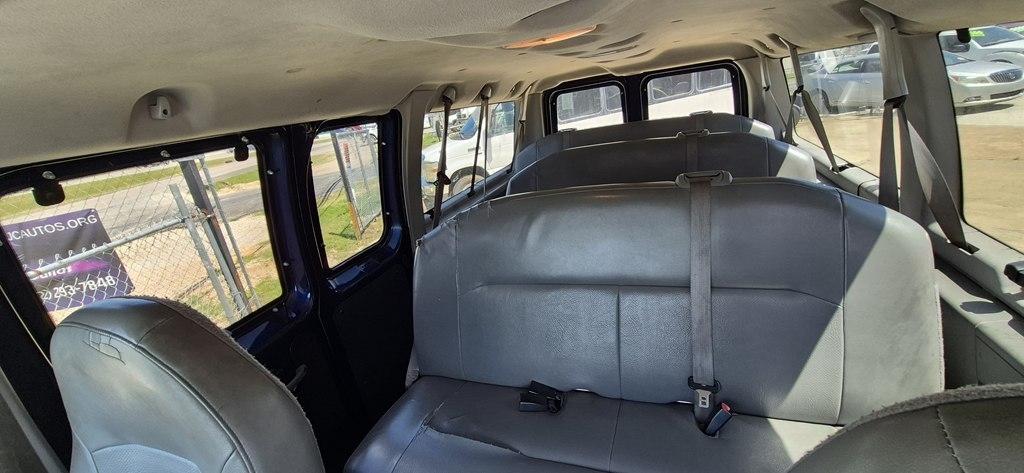 Ford Econoline E-350 XL Super Duty 2008