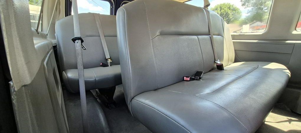 Ford Econoline E-350 XL Super Duty 2008