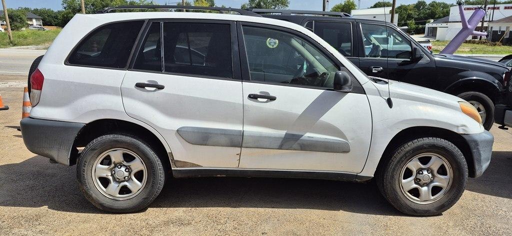 Toyota RAV4 2WD 2001