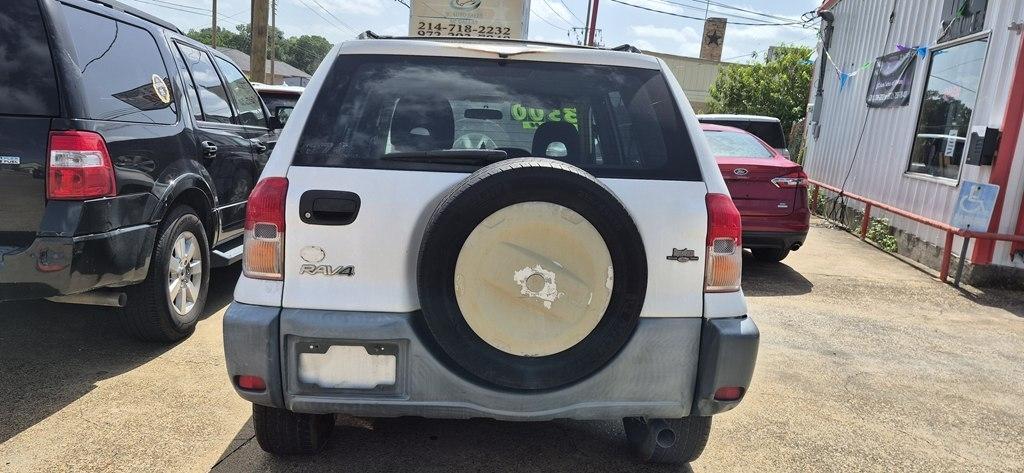 Toyota RAV4 2WD 2001